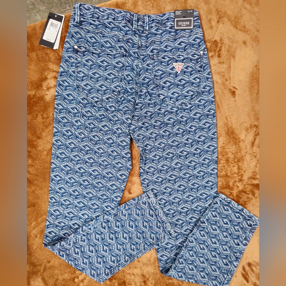 Women "Guess" skinny, high waisted cube wash jeans. Size 27×29. New - Picture 5 of 7